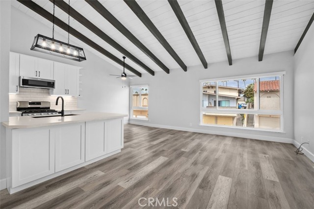 Detail Gallery Image 7 of 39 For 113 Loma Ln, San Clemente,  CA 92672 - 2 Beds | 2 Baths