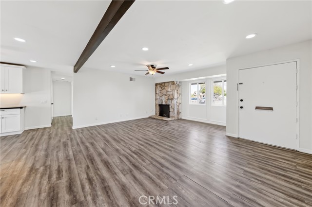 Detail Gallery Image 9 of 39 For 608 W Brentwood, Orange,  CA 92865 - 4 Beds | 2 Baths