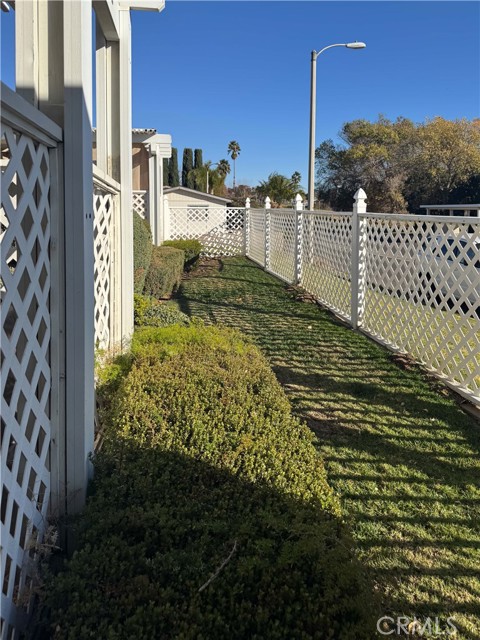 10961 Desert Lawn Drive, Calimesa CA: https://media.crmls.org/medias/99fbfa56-403f-4e26-9275-877dbaf9ffb0.jpg