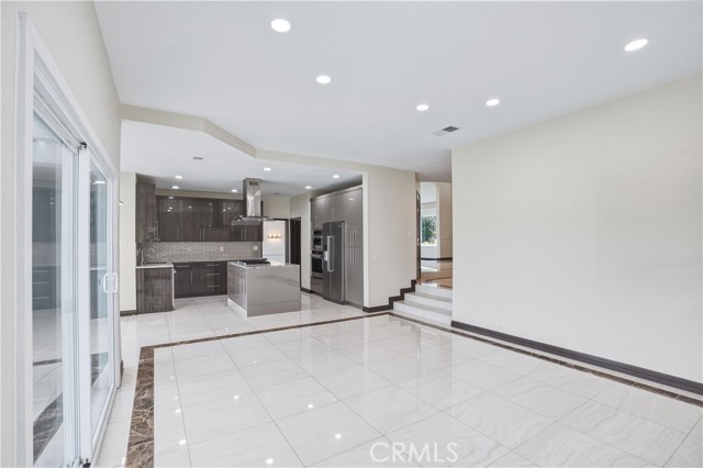 Image 42 of 73 For 3537 Foxglove Road