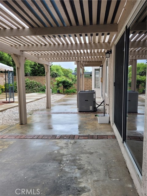 Detail Gallery Image 29 of 37 For 775 Falcon View, Upland,  CA 91784 - 3 Beds | 2 Baths