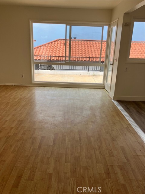 Detail Gallery Image 4 of 15 For 524 Avenida  Victoria #4,  San Clemente,  CA 92672 - 1 Beds | 1 Baths