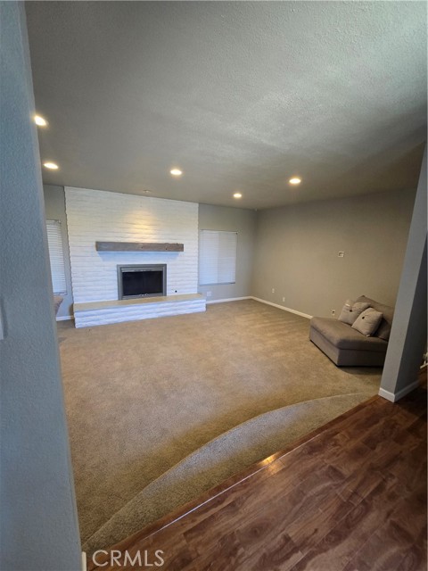 Detail Gallery Image 13 of 31 For 2059 Summit Dr, Escondido,  CA 92025 - 3 Beds | 2 Baths