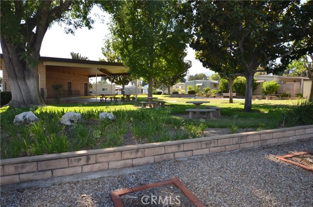 840 E Foothill Boulevard, Azusa CA: https://media.crmls.org/medias/9a011d75-eb6c-43bf-9ea1-ffe85698e29c.jpg