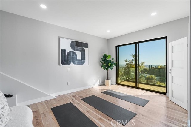 Detail Gallery Image 38 of 55 For 8566 Hollywood Bld, Los Angeles,  CA 90069 - 6 Beds | 6/1 Baths