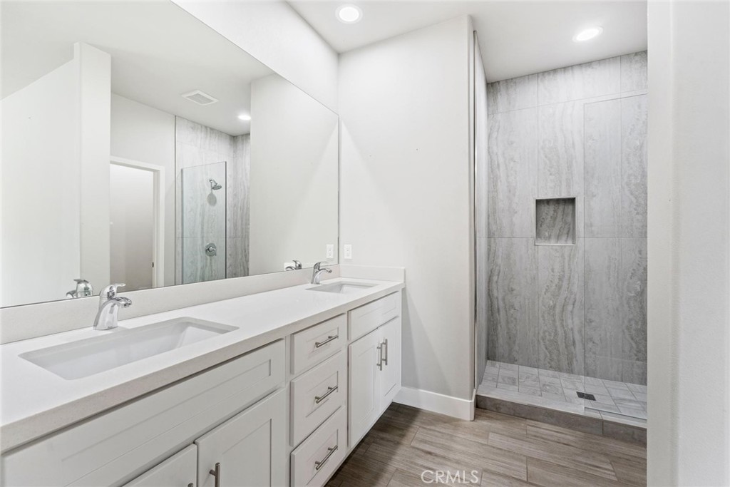 MLS #SR25258854 image #19