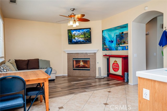 Detail Gallery Image 8 of 39 For 26110 Primrose Way, Moreno Valley,  CA 92555 - 3 Beds | 2 Baths