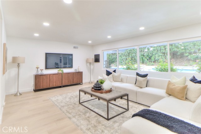 2225 Terraza Place, Fullerton CA: https://media.crmls.org/medias/9a01a08a-1b42-48aa-92b6-31a7e1a37f17.jpg