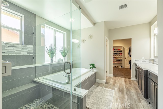 Image 18 of 49 For 4664 Quartz Hill Road