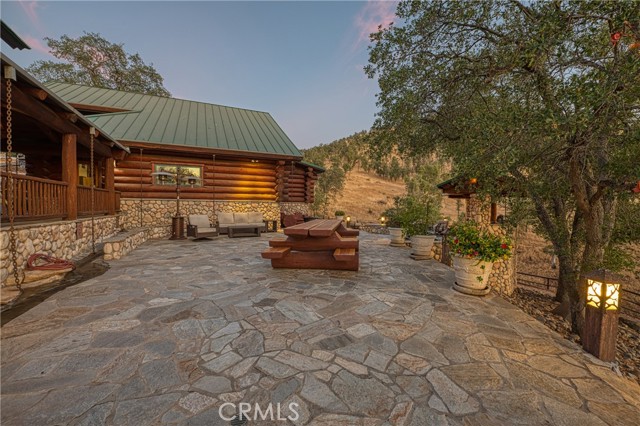 Detail Gallery Image 45 of 68 For 12755 Rusty Spur Ln, Clovis,  CA 93619 - 5 Beds | 4/1 Baths