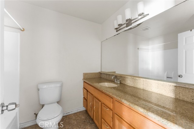Detail Gallery Image 12 of 18 For 14735 Perham Dr, Moreno Valley,  CA 92553 - 3 Beds | 2 Baths