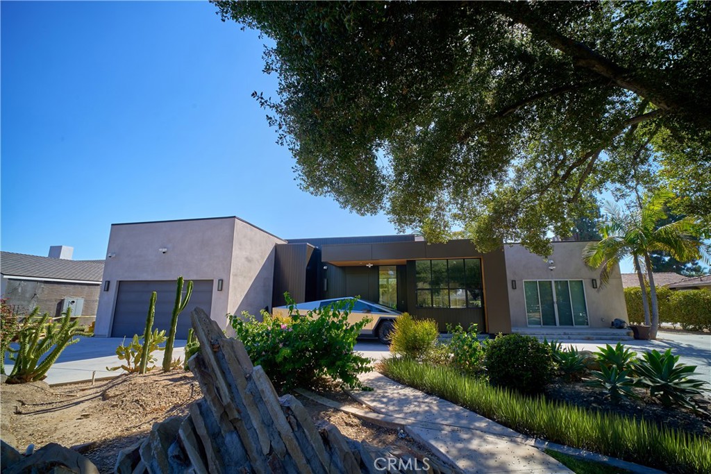1119 Crestview Drive #B