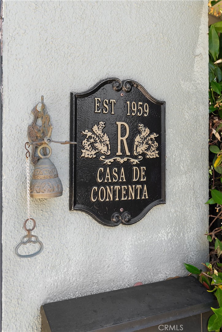 https://media.crmls.org/medias/9a05e147-daac-4a21-8791-b6050d0eea45.jpg?preset=X-Large