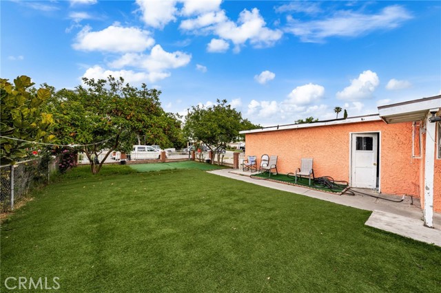 Detail Gallery Image 6 of 41 For 526 Nottingham Ave, Santa Ana,  CA 92703 - 4 Beds | 2 Baths