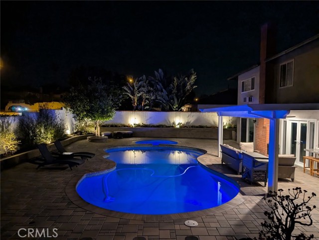 25701 Minoa Drive, Mission Viejo CA: https://media.crmls.org/medias/9a087716-63df-4d9b-96cb-a7ed71823e5f.jpg