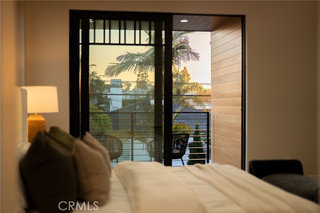 1721 Oak Avenue, Manhattan Beach CA: https://media.crmls.org/medias/9a0881d3-6345-43f3-a2f0-03eb7413440a.jpg