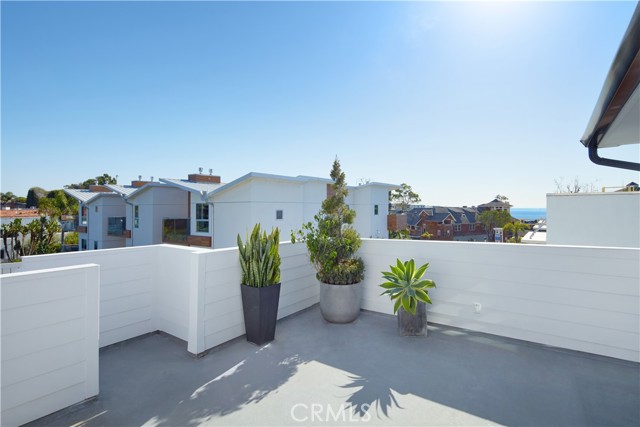 Detail Gallery Image 4 of 34 For 408 Hazel Dr, Corona Del Mar,  CA 92625 - 4 Beds | 4 Baths