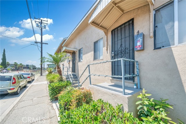 252 S 7th Street, Montebello CA: https://media.crmls.org/medias/9a08cf19-357b-453a-b72e-4021c0b1cbef.jpg