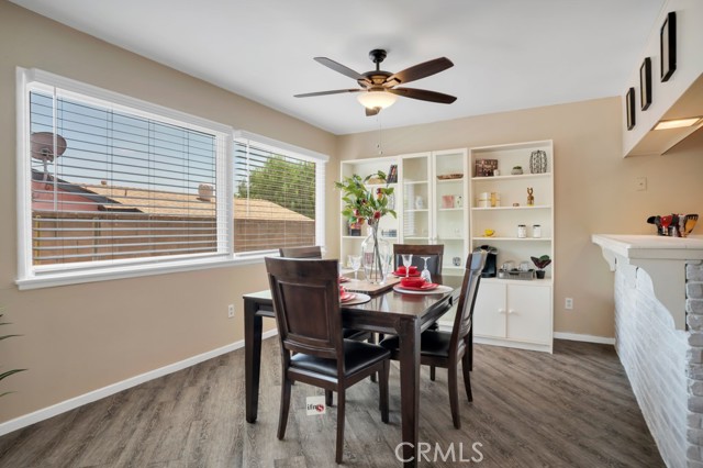 Detail Gallery Image 5 of 26 For 13678 Marchant Ave, Sylmar,  CA 91342 - 3 Beds | 2 Baths