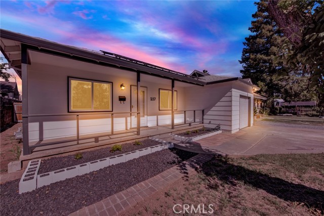 Detail Gallery Image 1 of 65 For 217 N. Sacramento, Willows,  CA 95988 - 3 Beds | 1 Baths