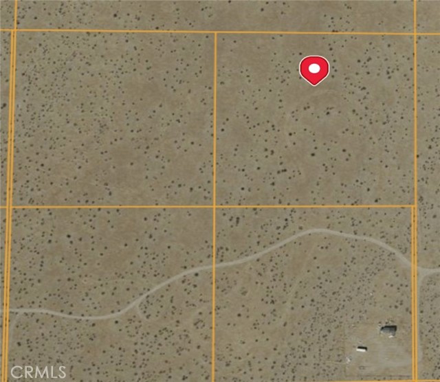 467 Bonanza Rd, Helendale CA: https://media.crmls.org/medias/9a09ddc5-aa52-4abb-87e5-4744afd85cdd.jpg