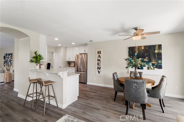 Detail Gallery Image 12 of 22 For 26425 Silverado Ct, Moreno Valley,  CA 92555 - 4 Beds | 2 Baths