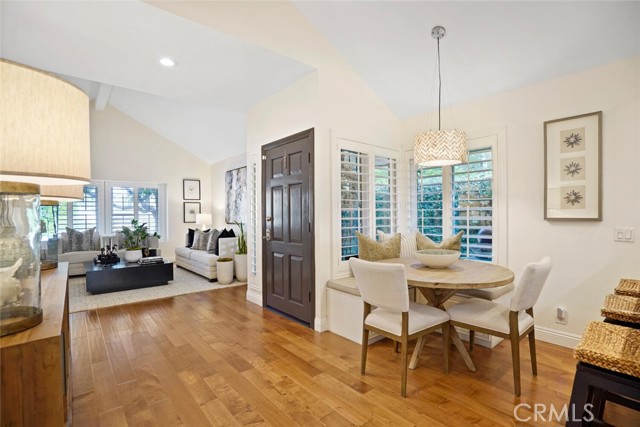 Detail Gallery Image 13 of 75 For 6617 Oak Forest Dr, Oak Park,  CA 91377 - 3 Beds | 2/1 Baths