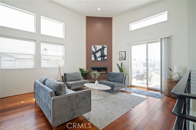 2623 Carnegie Lane, Redondo Beach CA: https://media.crmls.org/medias/9a0c1ebf-219b-47db-a967-c91b84944035.jpg