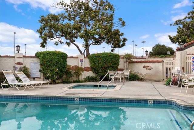 Detail Gallery Image 36 of 46 For 1102 San Juan St #B,  Tustin,  CA 92780 - 2 Beds | 2/1 Baths