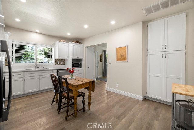Detail Gallery Image 20 of 45 For 401 W 6th Ave, Chico,  CA 95926 - 2 Beds | 1 Baths