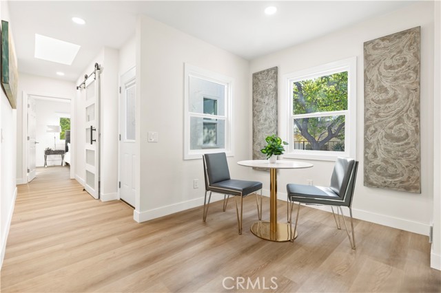 Detail Gallery Image 10 of 25 For 1028 Olmsted, Glendale,  CA 91202 - 4 Beds | 3 Baths