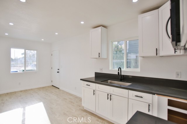 11114 Willowbrook Avenue, Los Angeles CA: https://media.crmls.org/medias/9a0f7a8a-079a-4f1c-a2c9-c8d8b526d895.jpg
