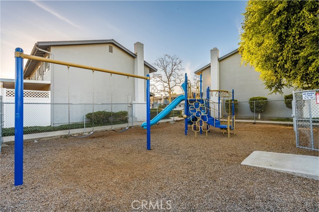 Detail Gallery Image 32 of 32 For 14727 Red Hill Ave, Tustin,  CA 92780 - 2 Beds | 1/1 Baths