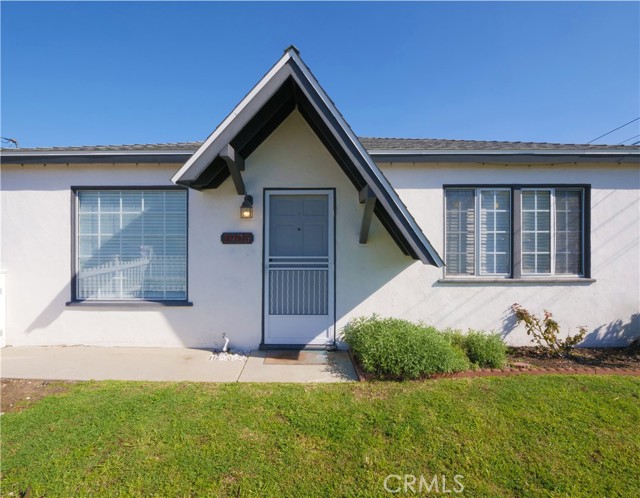 1905 Nelson Avenue, Redondo Beach, California 90278, 3 Bedrooms Bedrooms, ,1 BathroomBathrooms,Residential,Sold,Nelson,SB23053560