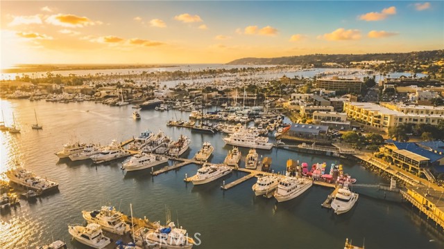 Front Image Thumbnail for CRIV26081079