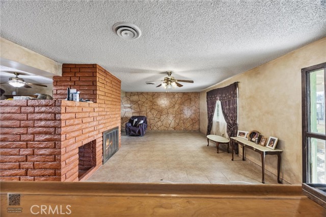 7519 Man O War Street, Bakersfield CA: https://media.crmls.org/medias/9a135523-4b71-497d-bfb1-c6fc6c9d402f.jpg