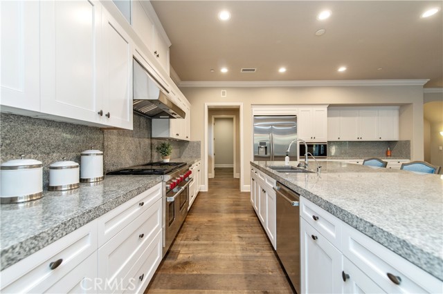 Detail Gallery Image 23 of 58 For 104 Quiet Place, Irvine,  CA 92602 - 4 Beds | 4/1 Baths