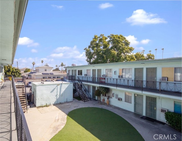 Image 8 of 60 For 1232 San Gabriel