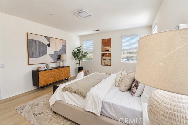 5 Bed Home for Sale in Ontario, California