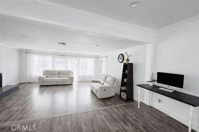 Detail Gallery Image 8 of 36 For 10152 Stanwin, Arleta,  CA 91331 - 3 Beds | 2 Baths