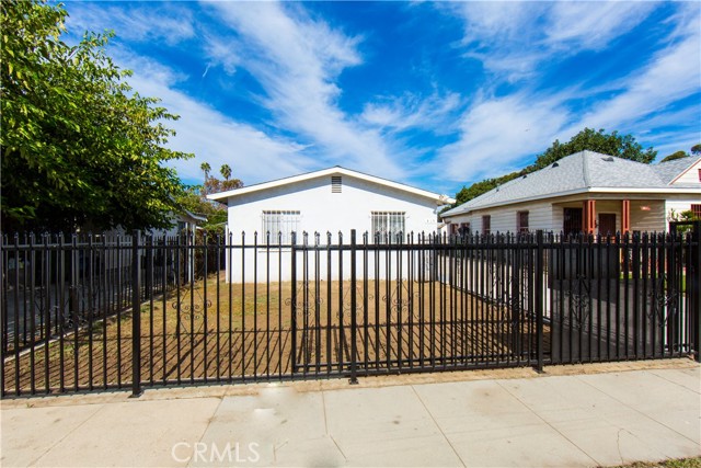 Image 3 for 415 W 95Th St, Los Angeles, CA 90003