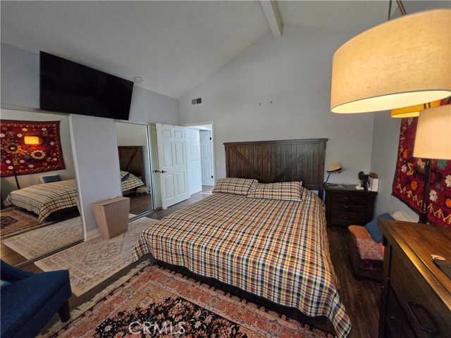 5 Carriage Hill Lane, Laguna Hills CA: https://media.crmls.org/medias/9a1790d2-d61d-43d3-937d-cf1c14f6eb80.jpg