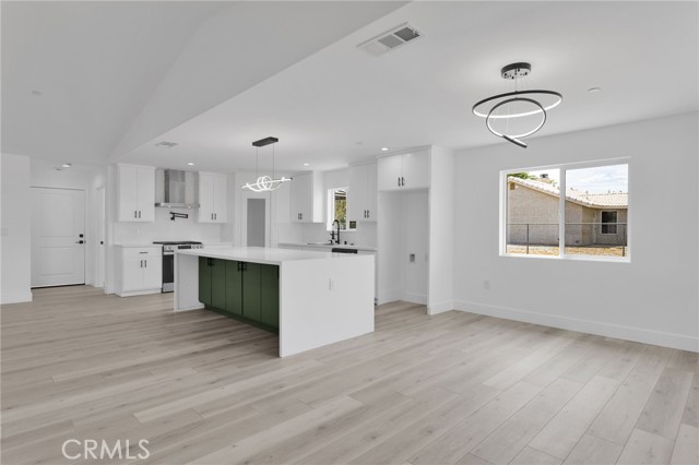 Detail Gallery Image 10 of 46 For 16212 Mesquite St, Hesperia,  CA 92345 - 4 Beds | 2/1 Baths