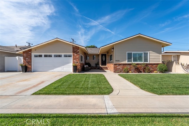 Front Image Thumbnail for CROC26047364