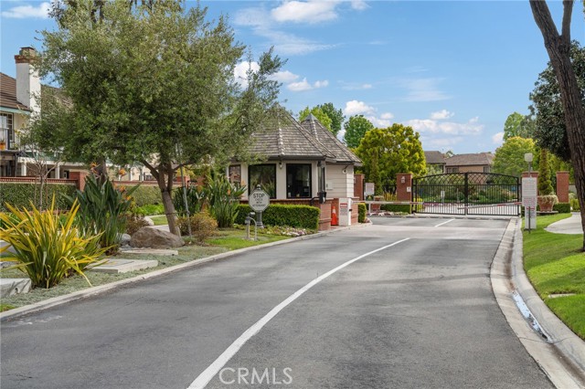 6264 Napoli Court, Long Beach CA: https://media.crmls.org/medias/9a18bbbd-f3db-4a0a-9d2f-3667cbb411c2.jpg