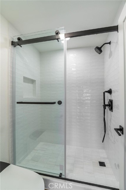 Detail Gallery Image 19 of 30 For 320 Villa Point, Newport Beach,  CA 92660 - 2 Beds | 2 Baths