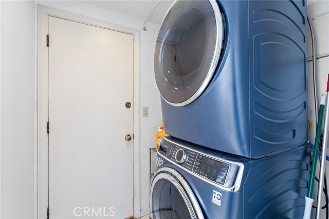 Detail Gallery Image 23 of 56 For 1851 Pitcairn, Costa Mesa,  CA 92626 - 4 Beds | 4 Baths