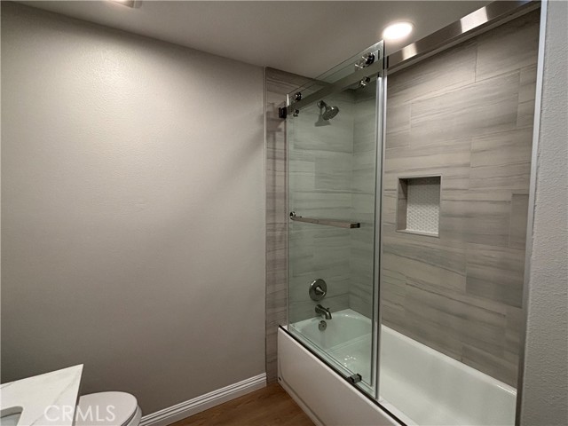 Detail Gallery Image 8 of 13 For 3202 Montana Ave, Costa Mesa,  CA 92626 - 4 Beds | 2 Baths