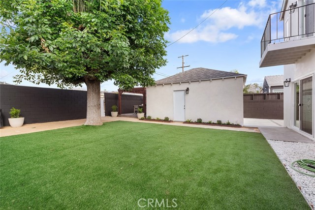 Detail Gallery Image 33 of 36 For 2271 Mira Mar, Long Beach,  CA 90815 - 3 Beds | 3 Baths