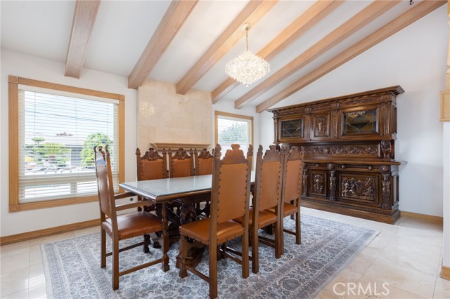 18825 Felbar Avenue, Torrance CA: https://media.crmls.org/medias/9a1ac450-be44-4a3e-ab6d-1bdf876a3848.jpg